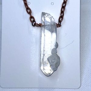 Handmade Genuine Quartz Crystal Point Healing Energy Conductor Copper Necklace